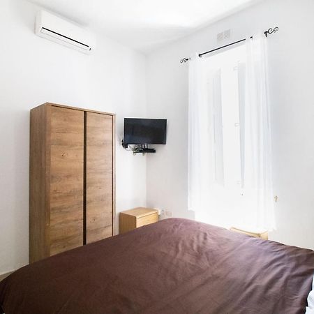 Brant Lodging Sliema Bagian luar foto