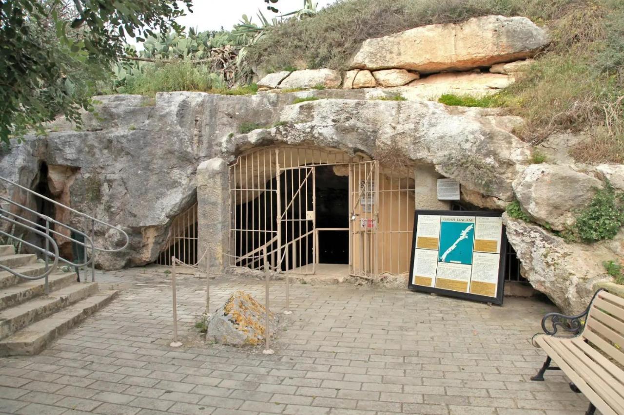 Brant Lodging Sliema Bagian luar foto