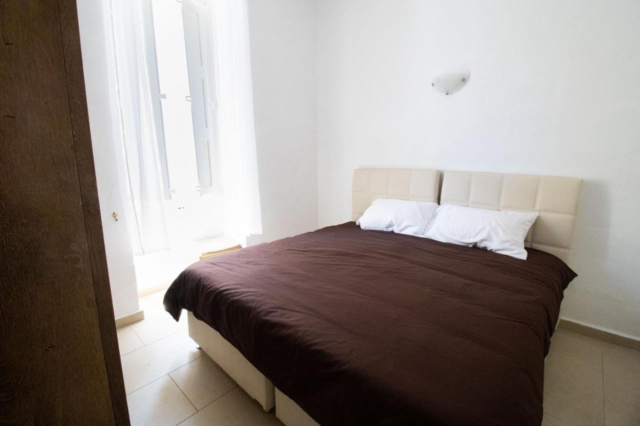 Brant Lodging Sliema Bagian luar foto