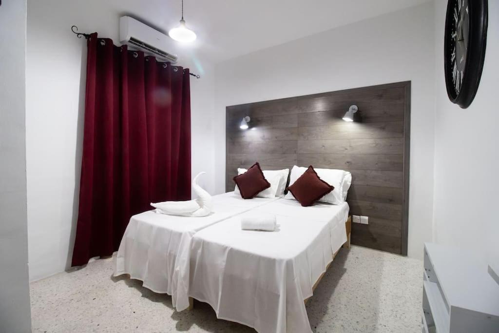 Brant Lodging Sliema Bagian luar foto